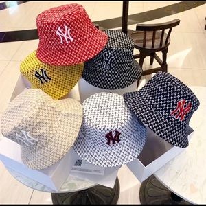 **BRAND NEW** Reversible‎ Unisex NY Bucket Hats